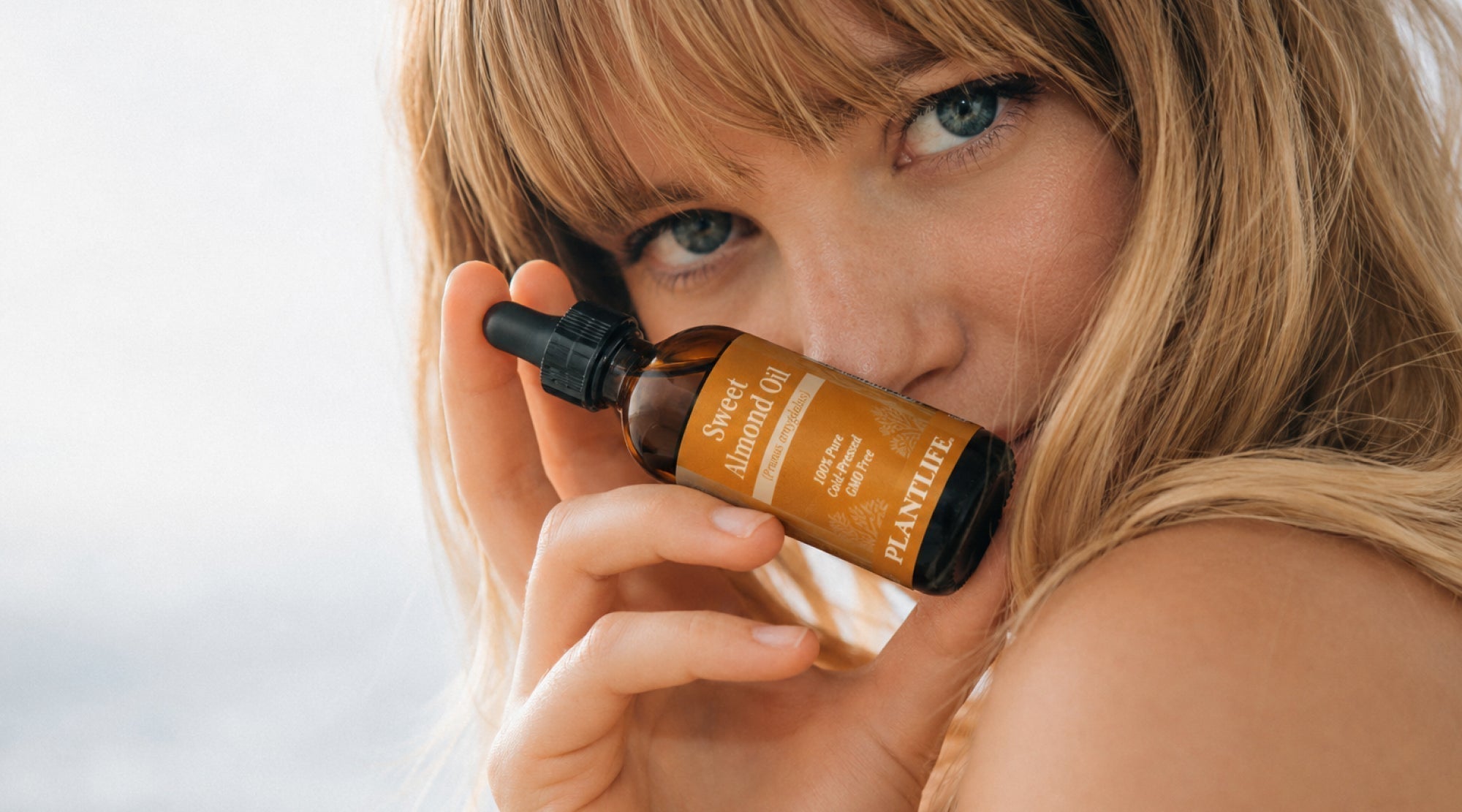 The Complete Guide to Carrier Oils: Why They Matter & Which Ones Work Best