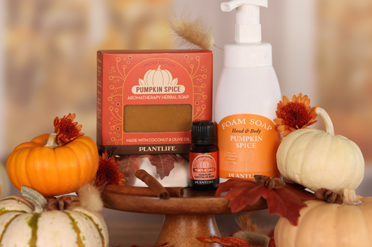 7 Reasons We Love Fall Scents