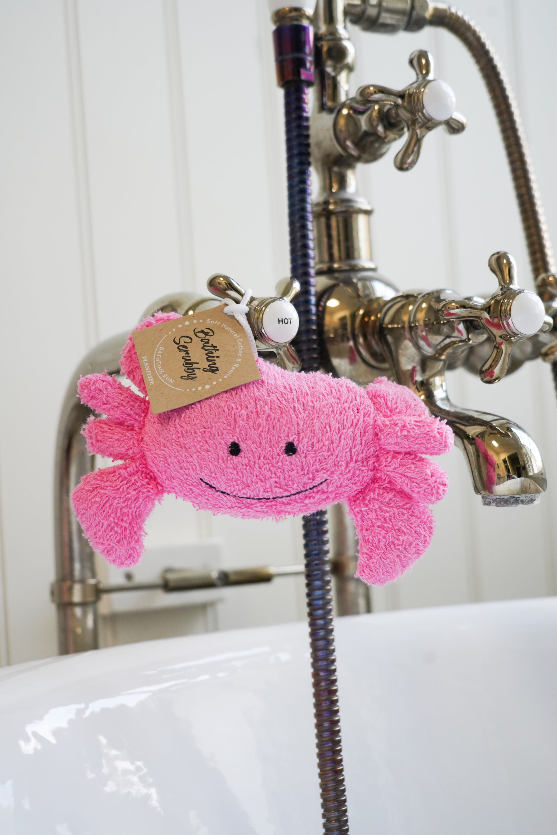 Plantlife Pink Crab Bath Scrubby – Soft Cotton Kids Bath Accessory for Gentle Exfoliation and Fun Bathtime Cleansing